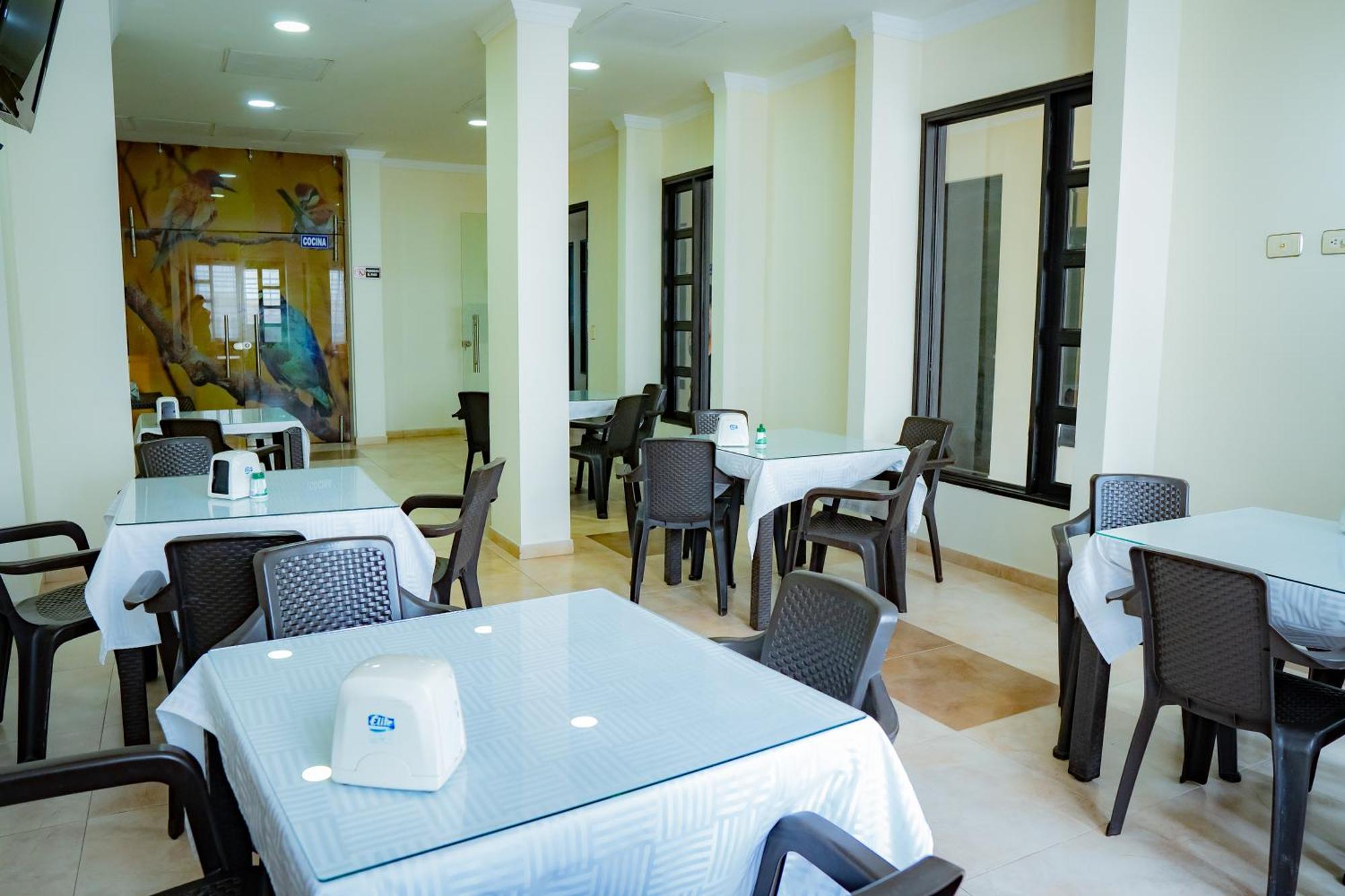 Kalina Hotel Girardot Ngoại thất bức ảnh