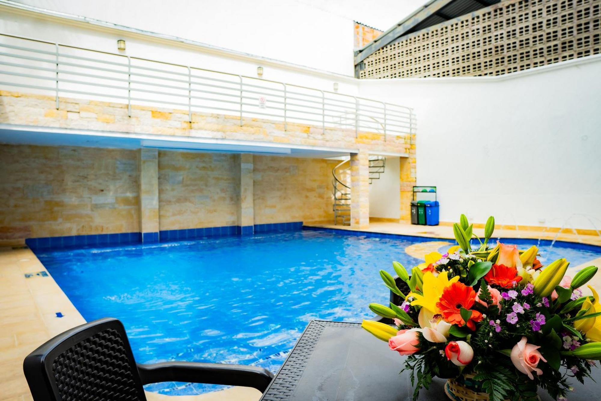 Kalina Hotel Girardot Ngoại thất bức ảnh