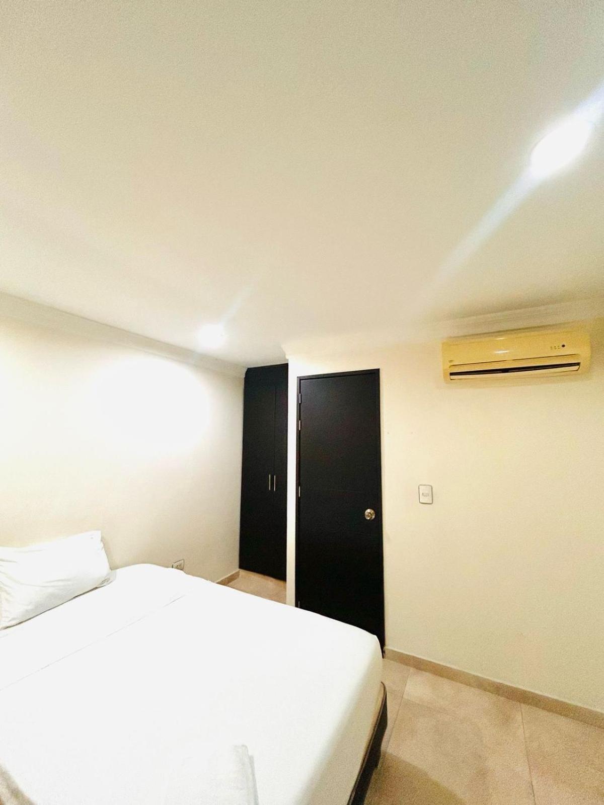 Kalina Hotel Girardot Ngoại thất bức ảnh